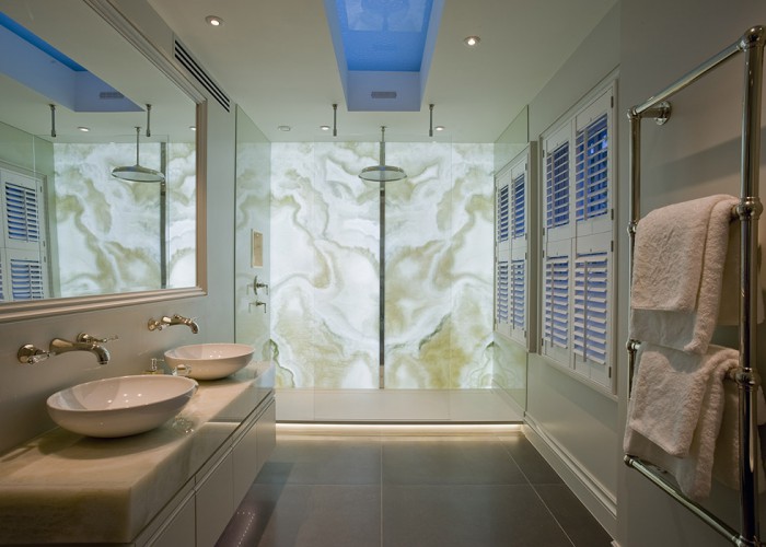 Master Bathroom Onyx